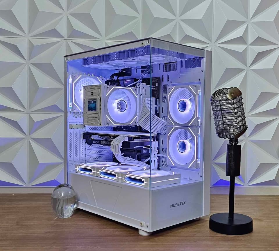 The Liquid O Gaming PC (Contact for more information!)