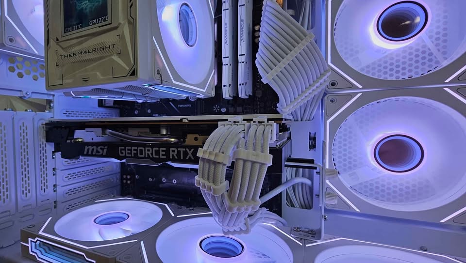 The Liquid O Gaming PC (Contact for more information!)
