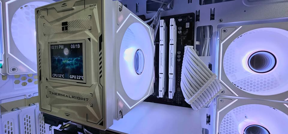 The Liquid O Gaming PC (Contact for more information!)